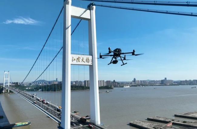 L2 點(diǎn)云建模、H30 高清拍攝｜無人機(jī)巡檢江陰大橋